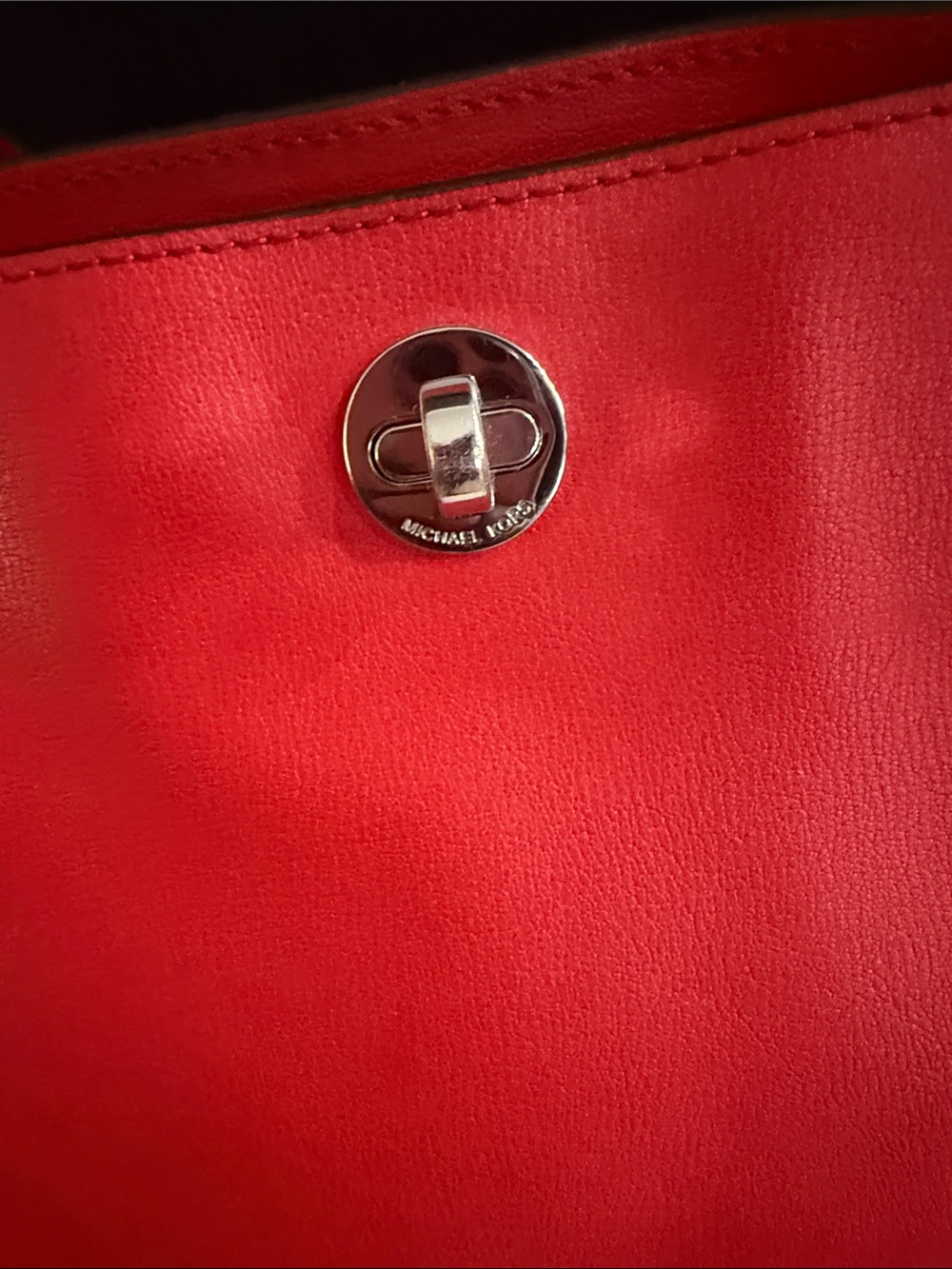Michael Kors Red Studded Leather Tote Bag - Sleek Everyday Shoulder Bag - Picture 4 of 14